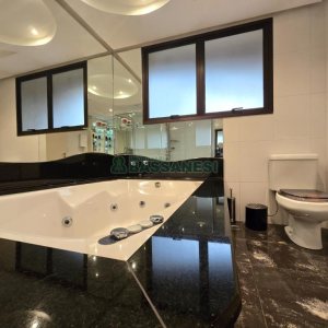 Apartamento com 198m², 3 dormitórios, 2 vagas, no bairro Centro em Caxias do Sul para Comprar