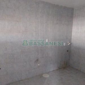 Sobrado com 67m², 2 dormitórios, no bairro Salgado Filho em Caxias do Sul para Comprar