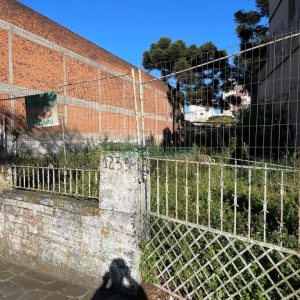 Terreno, no bairro Rio Branco em Caxias do Sul para Comprar