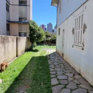 Casa, 5 dormitórios, no bairro Pio X em Caxias do Sul para Comprar