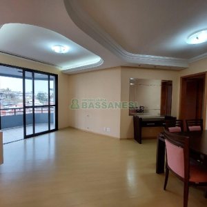 Apartamento com 115m², 3 dormitórios, 2 vagas, no bairro Jardim América em Caxias do Sul para Alugar ou Comprar