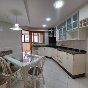 Apartamento com 115m², 3 dormitórios, 2 vagas, no bairro Jardim América em Caxias do Sul para Alugar ou Comprar