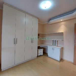 Apartamento com 115m², 3 dormitórios, 2 vagas, no bairro Jardim América em Caxias do Sul para Alugar ou Comprar