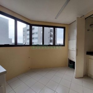 Apartamento com 115m², 3 dormitórios, 2 vagas, no bairro Jardim América em Caxias do Sul para Alugar ou Comprar