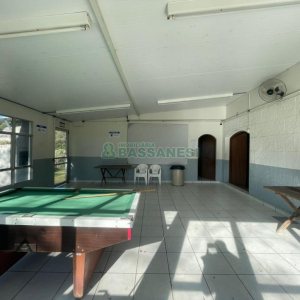 Chácara com 1200m², no bairro 3 Legua em Caxias do Sul para Comprar