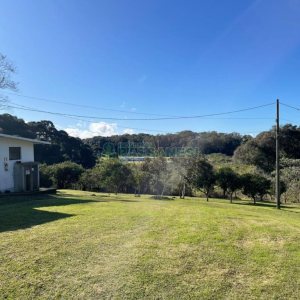 Chácara com 1200m², no bairro 3 Legua em Caxias do Sul para Comprar