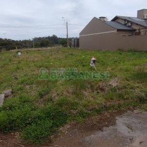 Terreno com 350m², no bairro Monte Bérico em Caxias do Sul para Comprar