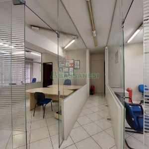 Sala Mobiliada com 250m², 2 vagas, no bairro Pio X em Caxias do Sul para Alugar