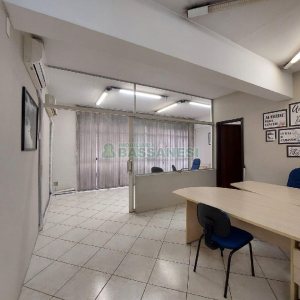 Sala Mobiliada com 250m², 2 vagas, no bairro Pio X em Caxias do Sul para Alugar