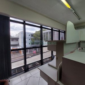 Sala Mobiliada com 250m², 2 vagas, no bairro Pio X em Caxias do Sul para Alugar