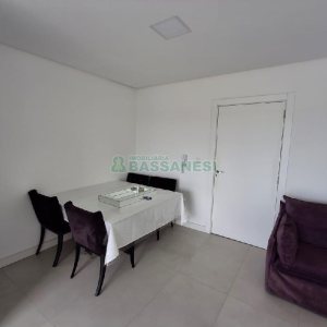 Apartamento com 65m², 2 dormitórios, 2 vagas, no bairro Santa Lúcia em Caxias do Sul para Alugar