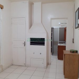 Casa com 340m², 3 dormitórios, 1 vaga, no bairro Centro em Caxias do Sul para Comprar