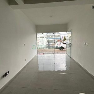 Loja com 118m², 1 vaga, no bairro Santa Catarina em Caxias do Sul para Alugar