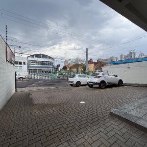 Loja com 118m², 1 vaga, no bairro Santa Catarina em Caxias do Sul para Alugar