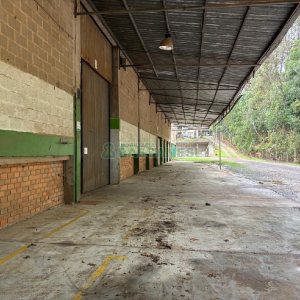 Pavilhão com 6000m², no bairro Santa Catarina em Caxias do Sul para Alugar
