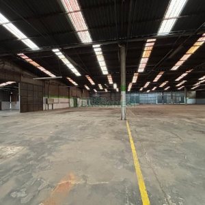 Pavilhão com 6000m², no bairro Santa Catarina em Caxias do Sul para Alugar