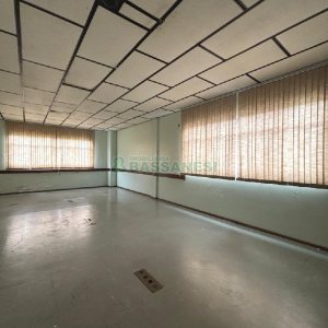 Pavilhão com 6000m², no bairro Santa Catarina em Caxias do Sul para Alugar