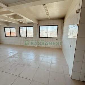Loja com 321m², no bairro Santa Catarina em Caxias do Sul para Alugar
