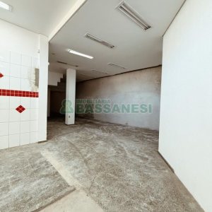 Loja com 321m², no bairro Santa Catarina em Caxias do Sul para Alugar