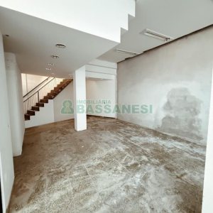 Loja com 321m², no bairro Santa Catarina em Caxias do Sul para Alugar