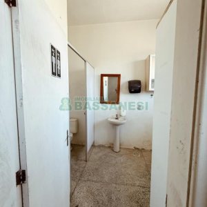 Loja com 321m², no bairro Santa Catarina em Caxias do Sul para Alugar