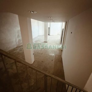 Loja com 321m², no bairro Santa Catarina em Caxias do Sul para Alugar