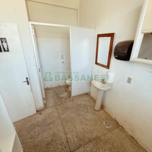 Loja com 321m², no bairro Santa Catarina em Caxias do Sul para Alugar