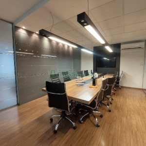 Sala Mobiliada com 250m², 2 vagas, no bairro Pio X em Caxias do Sul para Alugar