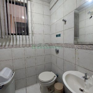 Sala Mobiliada com 190m², 2 vagas, no bairro Pio X em Caxias do Sul para Alugar