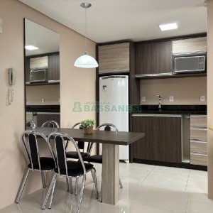Apto Mobiliado com 46m², 1 dormitório, 1 vaga, no bairro Lourdes em Caxias do Sul para Alugar