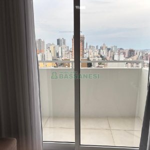 Apto Mobiliado com 46m², 1 dormitório, 1 vaga, no bairro Lourdes em Caxias do Sul para Alugar
