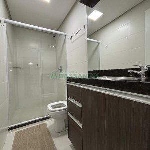 Apto Mobiliado com 46m², 1 dormitório, 1 vaga, no bairro Lourdes em Caxias do Sul para Alugar