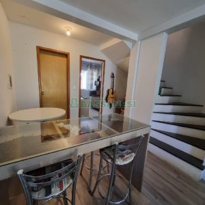 Sobrado com 71m², 2 dormitórios, 500 vagas, no bairro Salgado Filho em Caxias do Sul para Comprar