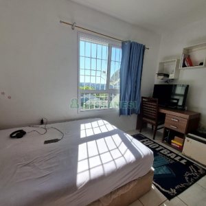 Sobrado com 71m², 2 dormitórios, 500 vagas, no bairro Salgado Filho em Caxias do Sul para Comprar