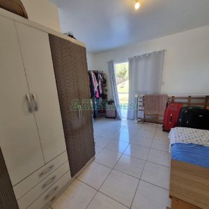 Sobrado com 71m², 2 dormitórios, 500 vagas, no bairro Salgado Filho em Caxias do Sul para Comprar