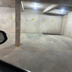 Kitinete com 41m², 1 dormitório, 1 vaga, no bairro Lourdes em Caxias do Sul para Comprar