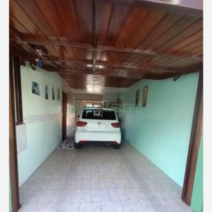 Casa com 110m², 2 dormitórios, 2 vagas, no bairro Santa Lúcia em Caxias do Sul para Comprar