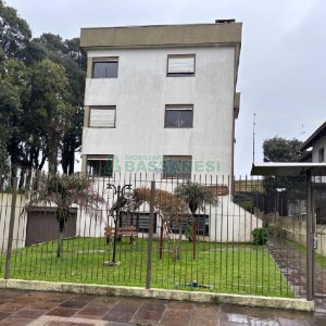 Apartamento com 80m², 3 dormitórios, 2 vagas, no bairro Petrópolis em Caxias do Sul para Alugar