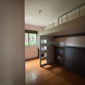 Apartamento com 80m², 3 dormitórios, 2 vagas, no bairro Petrópolis em Caxias do Sul para Alugar