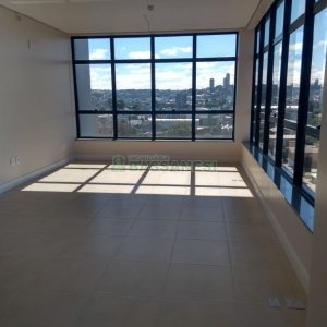 Sala com 55m², 1 vaga, no bairro Colina Sorriso em Caxias do Sul para Alugar