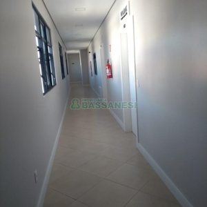 Sala com 55m², 1 vaga, no bairro Colina Sorriso em Caxias do Sul para Alugar