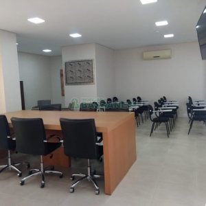 Sala com 55m², 1 vaga, no bairro Colina Sorriso em Caxias do Sul para Alugar