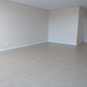 Sala com 55m², 1 vaga, no bairro Colina Sorriso em Caxias do Sul para Alugar