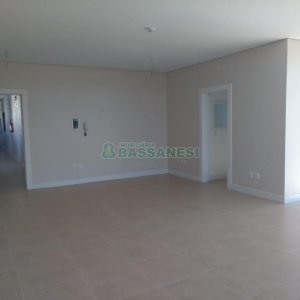 Sala com 55m², 1 vaga, no bairro Colina Sorriso em Caxias do Sul para Alugar