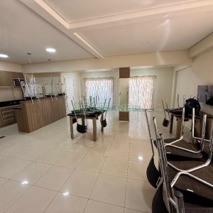 Apto Mobiliado com 75m², 2 dormitórios, 2 vagas, no bairro Lourdes em Caxias do Sul para Alugar