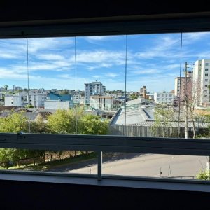 Apto Mobiliado com 75m², 2 dormitórios, 2 vagas, no bairro Lourdes em Caxias do Sul para Alugar