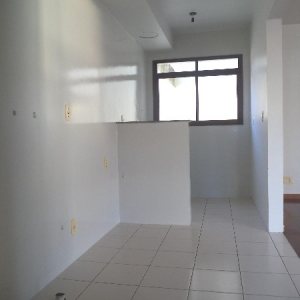 Apartamento com 40m², 1 dormitório, no bairro Centro em Caxias do Sul para Alugar