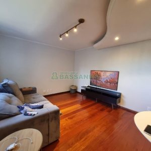 Apto Mobiliado com 88m², 3 dormitórios, 1 vaga, no bairro Cristo Redentor em Caxias do Sul para Alugar