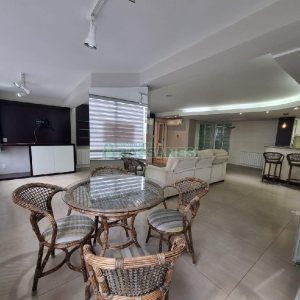 Apartamento com 154m², 3 dormitórios, 3 vagas, no bairro Madureira em Caxias do Sul para Alugar ou Comprar