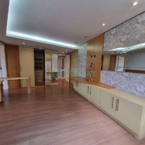 Apartamento com 154m², 3 dormitórios, 3 vagas, no bairro Madureira em Caxias do Sul para Alugar ou Comprar